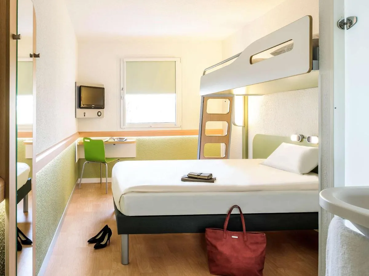 ibis budget Cavaillon 2*,