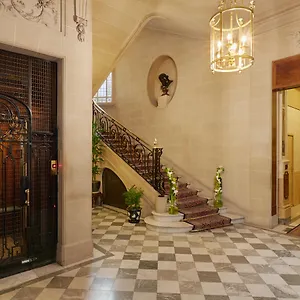 Raphael Hotel Paris