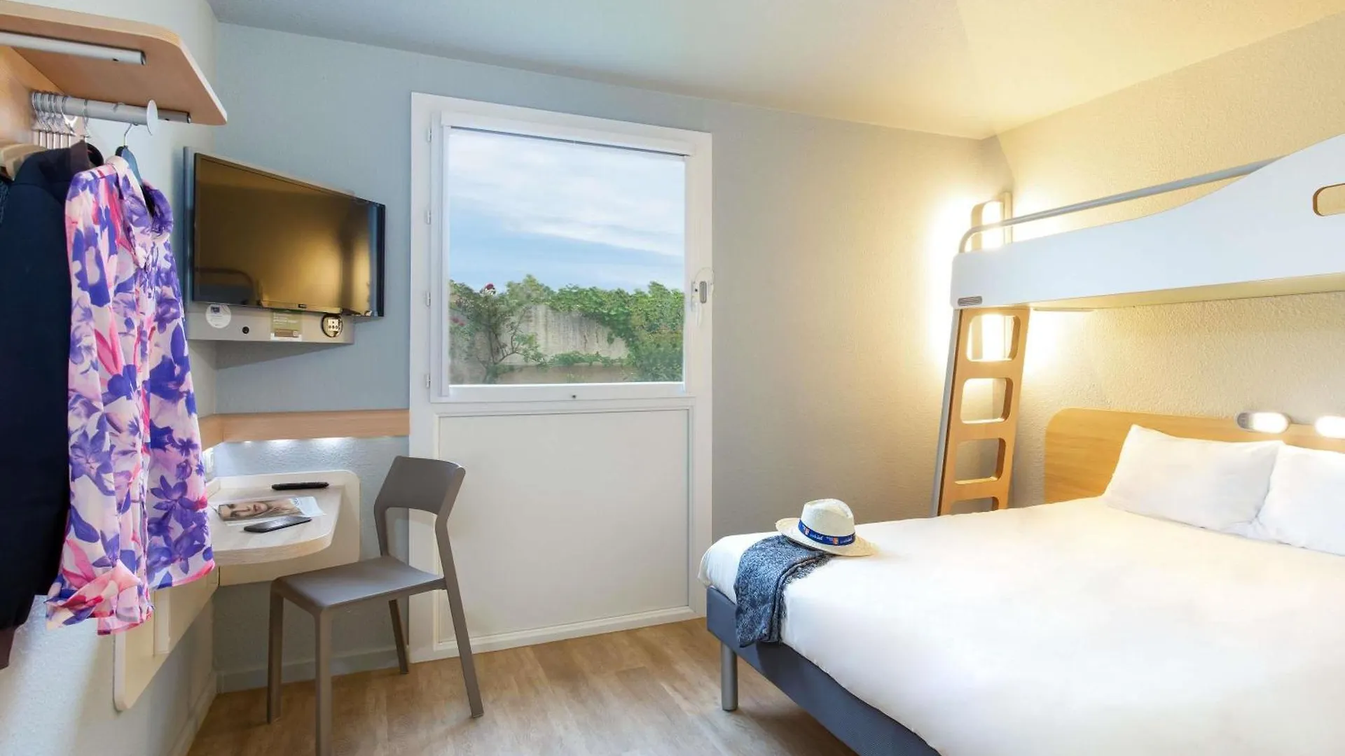 ** Hotel Ibis Budget Cavaillon France